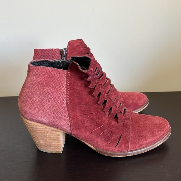 Free People Loveland Red Suede Booties Boots Size 38 - Picture 7 of 14